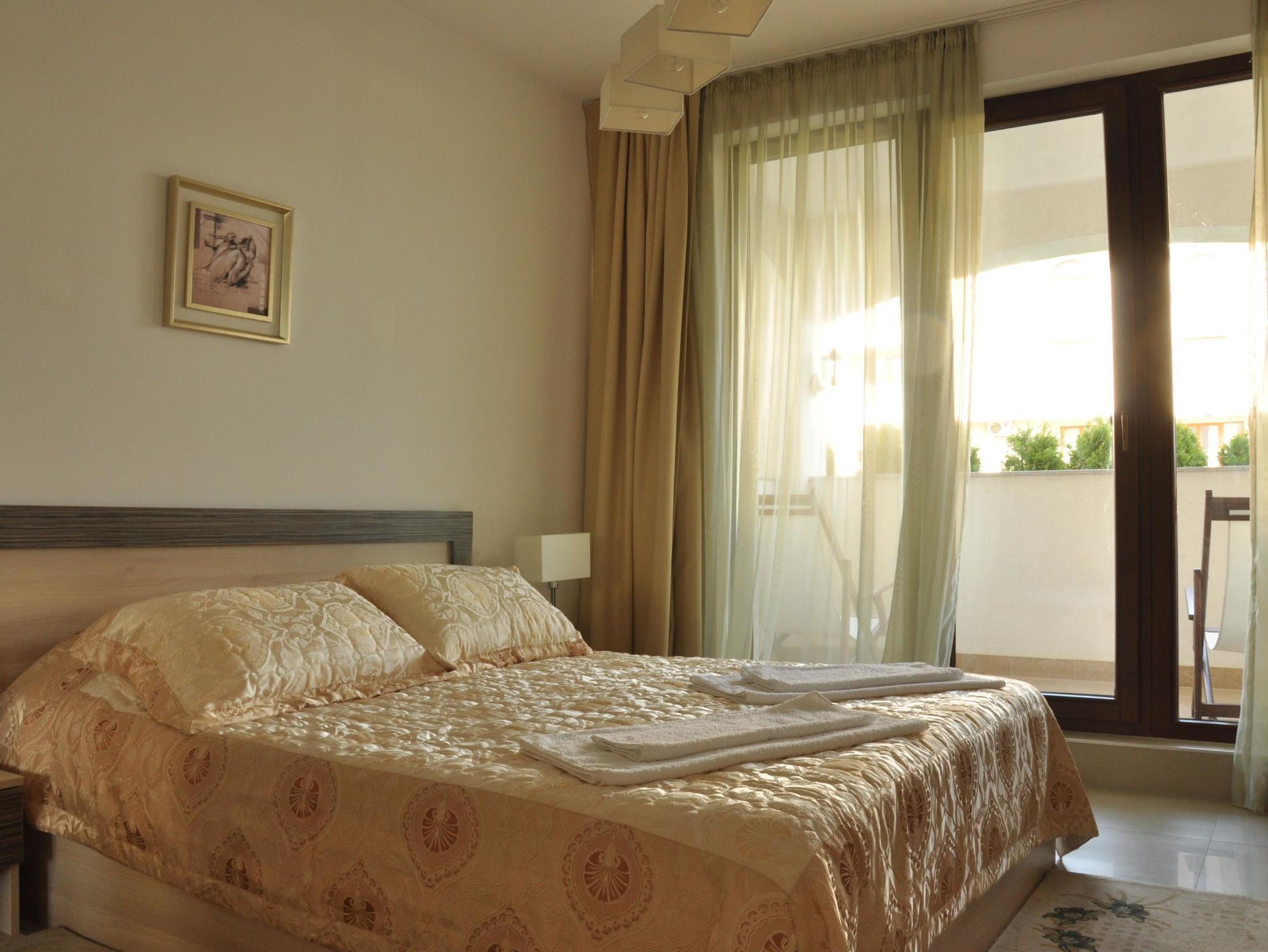 Mia Casa Hotel Sveti Vlas Exterior photo