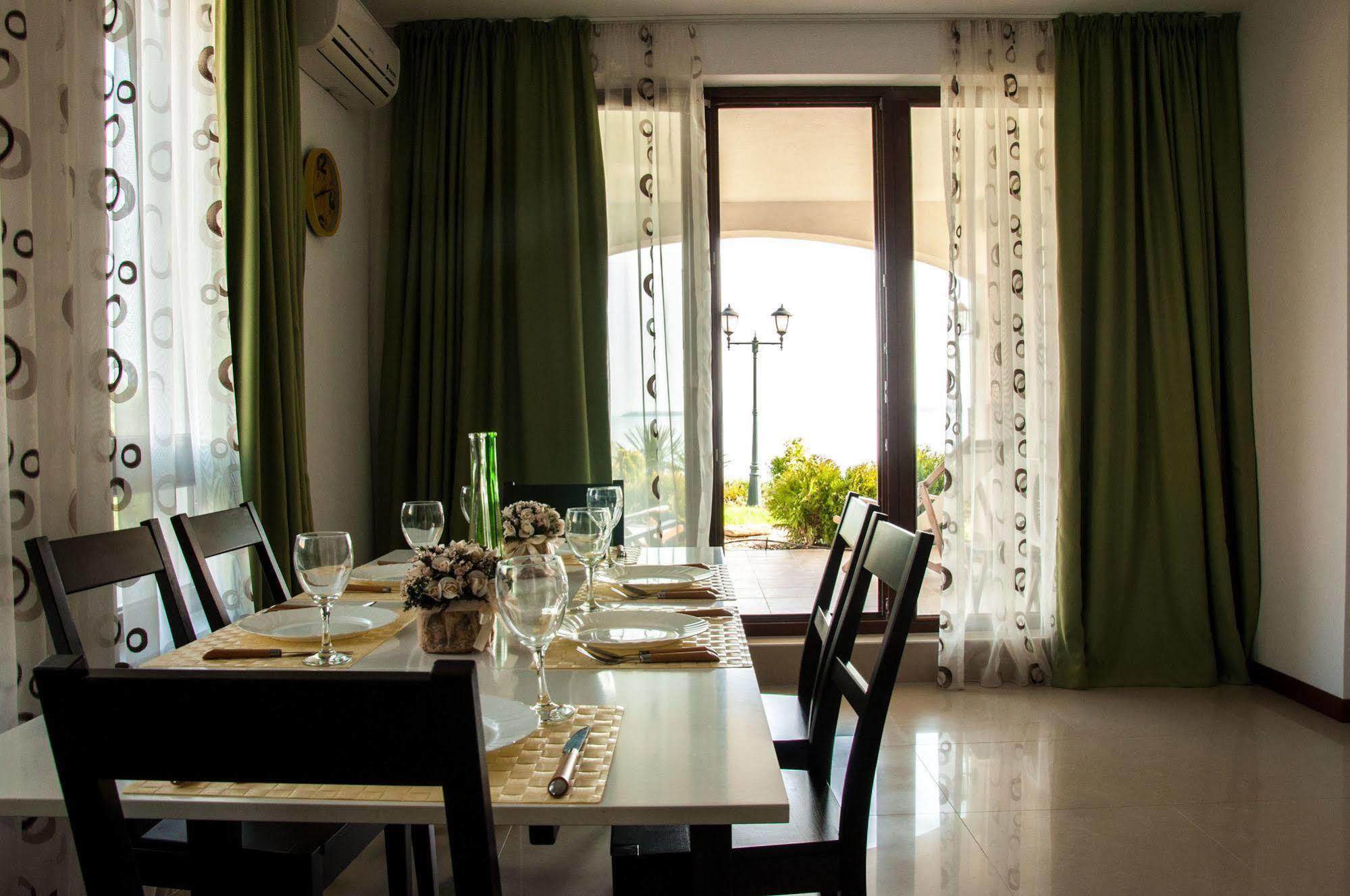 Mia Casa Hotel Sveti Vlas Exterior photo